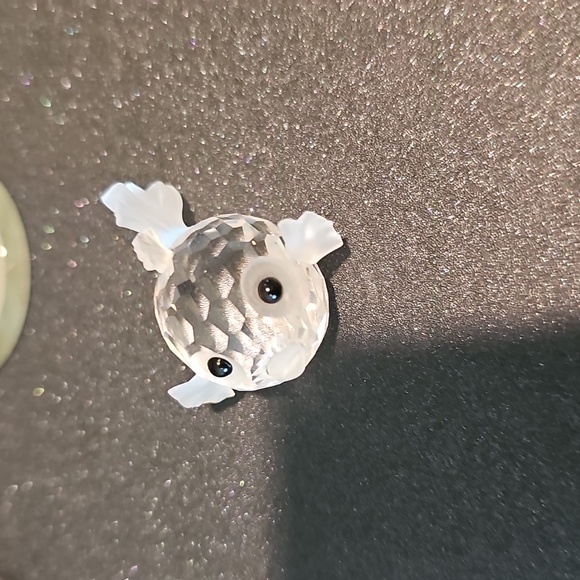 Retired Swarovski Crystal Blowfish Mini Figurine - Picture 2 of 6